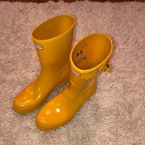 women’s hunter rain boots